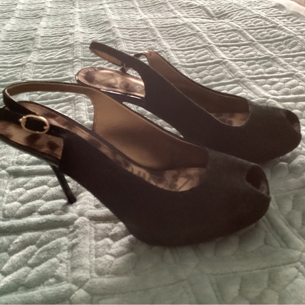 Elegant Black Slingback Heels